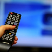 Покупает каналы, получает лицензии. Зеленский решил форсировать создание своей медиа-империи