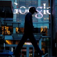 Удар по фрилансерам и малому бизнесу. Как отразится на украинцах «налог на Google», что ввели с 1 января