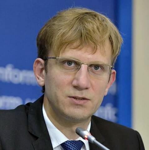 Антон Янчук досье биография компромат Arzinger