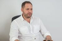 Офис президента на шпагате. Что Ермак обещает верховным судьям и западным послам
