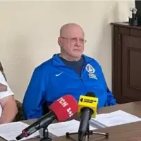 Игорь Коломойский, суд, лысый, фото